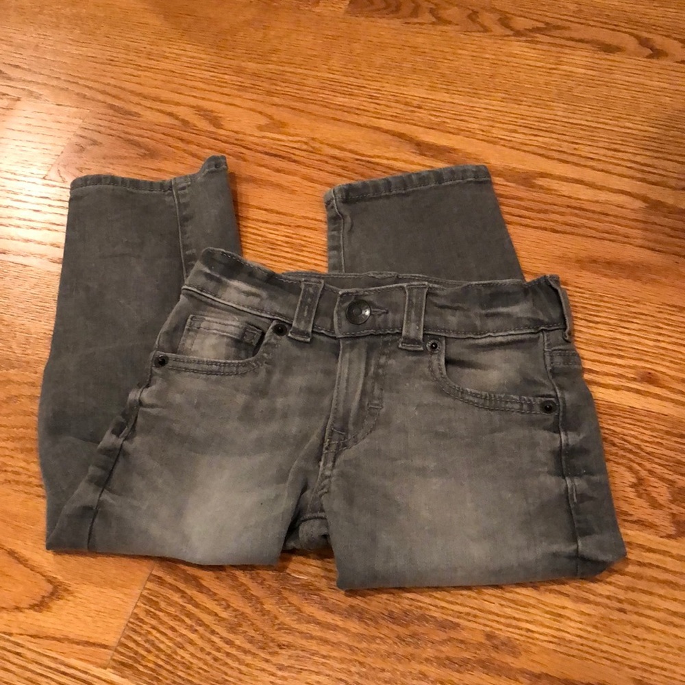 Like new! Gymboree toddler boys slim jeans